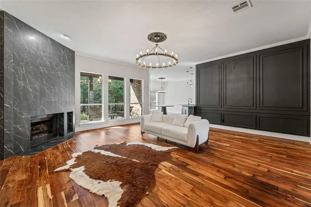 $899,900 | 101 Deer Crossing Way, Azle, TX 76020