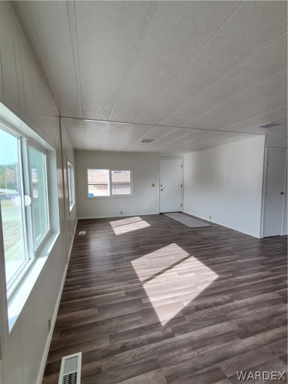 1660 Balsa Road Bullhead City, AZ 86442 - Photo 3 of 10 Gallery Image 3