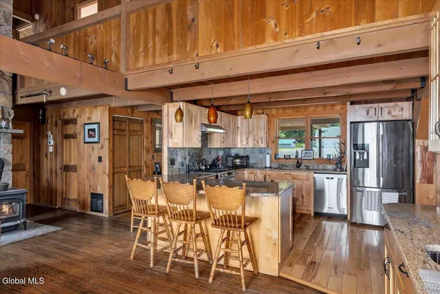 $950,000 | 25 Pleasant Valley Road, Knox, NY 12059