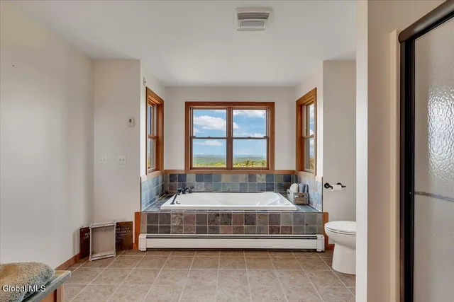 $950,000 | 25 Pleasant Valley Road, Knox, NY 12059