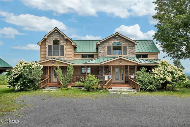 $950,000 | 25 Pleasant Valley Road, Knox, NY 12059