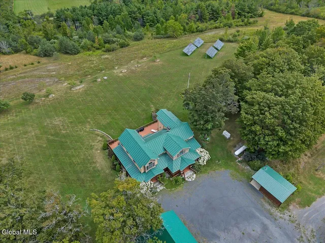 $950,000 | 25 Pleasant Valley Road, Knox, NY 12059