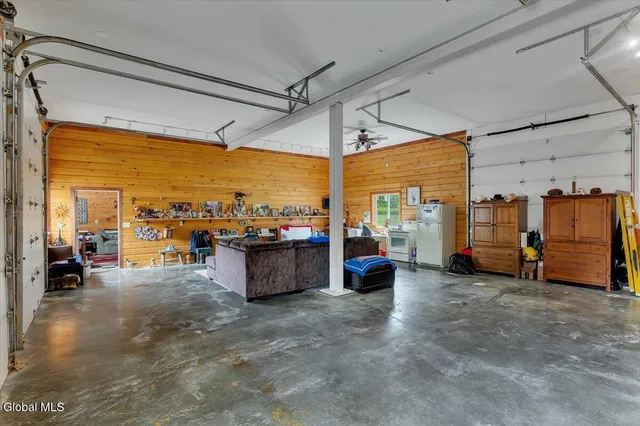 $950,000 | 25 Pleasant Valley Road, Knox, NY 12059