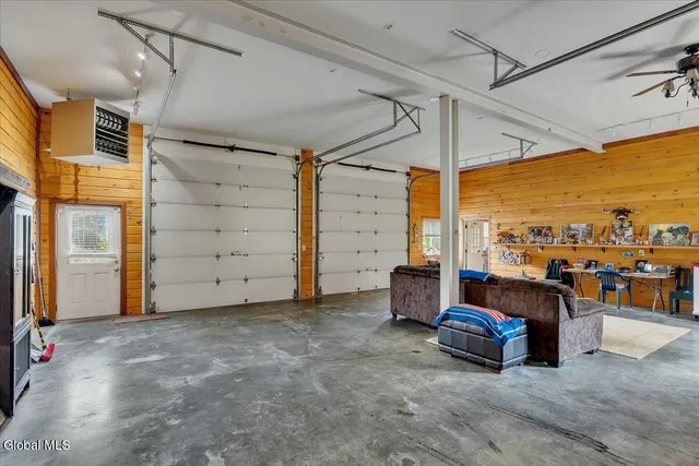 $950,000 | 25 Pleasant Valley Road, Knox, NY 12059