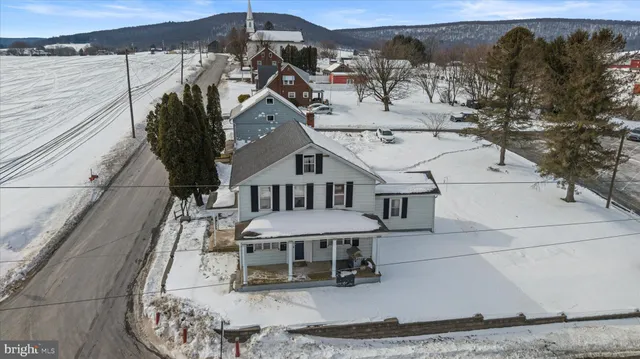 $260,000 | 501 Valley Road, Tamaqua, PA 18252