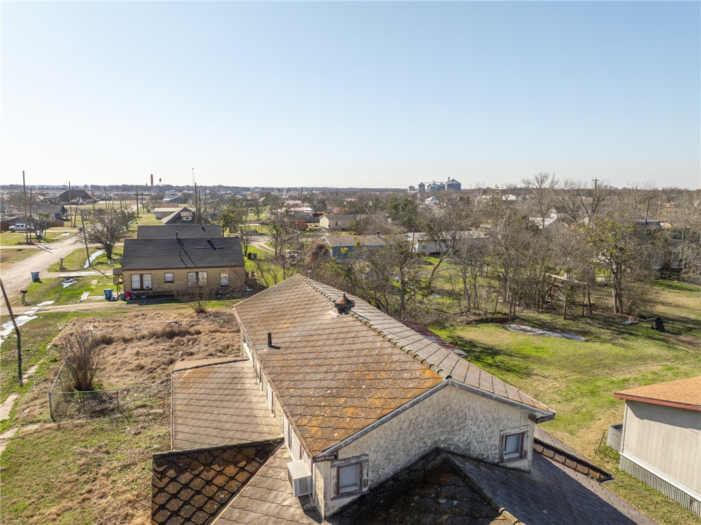 306 East Adams Street Itasca, TX 76055 - Photo 27 of 29 a view of a terrace with a lake view