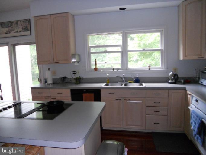 2020 Ednor Road Silver Spring, MD 20905 - Photo 6 of 23 Kitchen