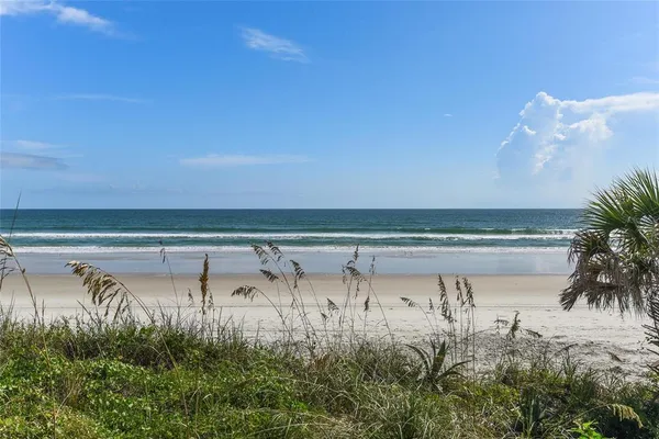 $734,900 | 5207 South Atlantic Avenue, Unit 626, New Smyrna Beach, FL 32169