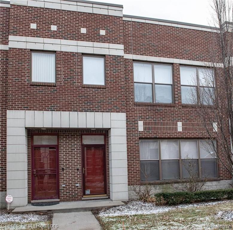 14 Pallister Detroit, MI 48202 - Photo 1 of 20