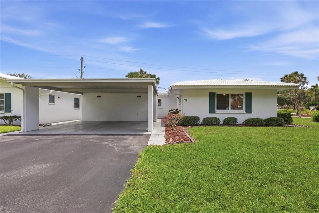 4208 Roxane Boulevard, Unit 95 Sarasota, FL 34235 - Photo 5 of 48