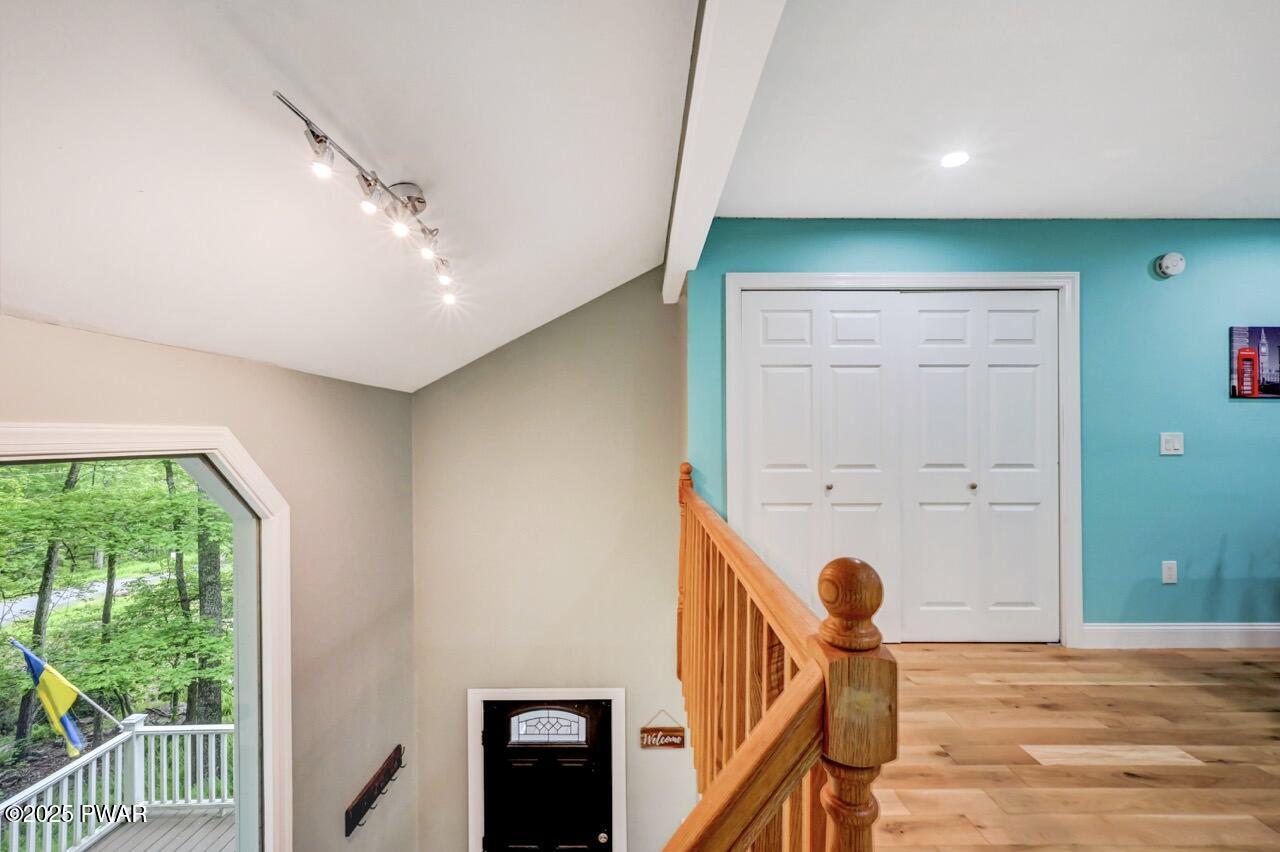 143 East Lakeview Road Lackawaxen, PA 18435 - Photo 40 of 73