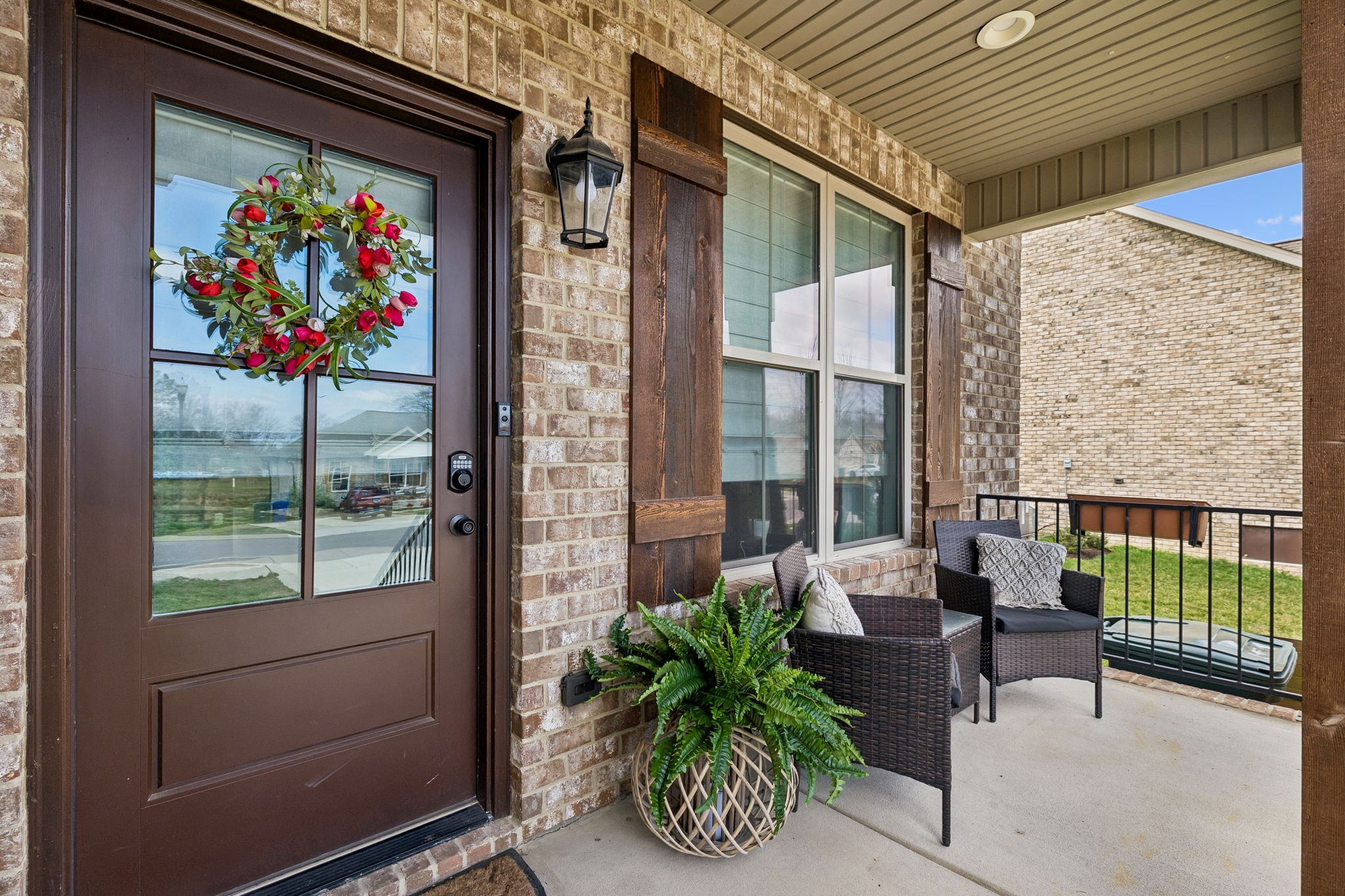 126 Julia Ann Court Springfield, TN 37172 - Photo 6 of 37 a outdoor living space with furniture