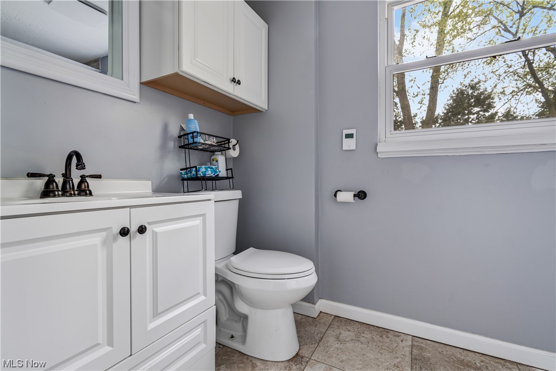 327 Sundale Road Akron, OH 44313 - Photo 17 of 25 Gallery Image 17