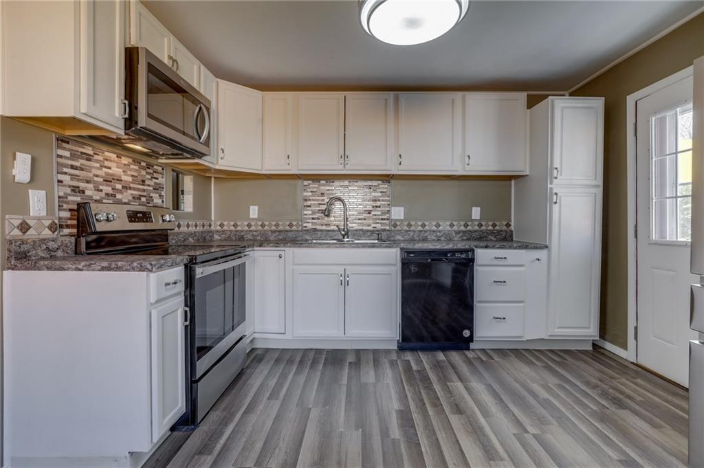 1554 Churchill Road Franklin, IN 46131 - Photo 14 of 42 Gallery Image 14