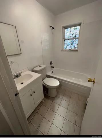 $2,300 | 16 Knowles Street, Unit 1, Yonkers, NY 10705