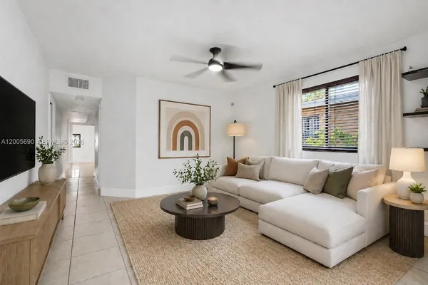 $775,000 | 944 Southwest 10th Avenue, Miami, FL 33130