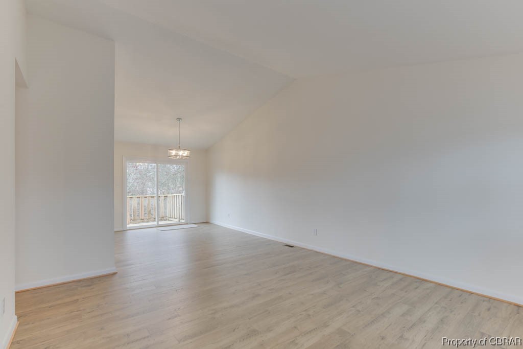 303 Riversedge Drive Hampton, VA 23669 - Photo 7 of 32 Gallery Image 7
