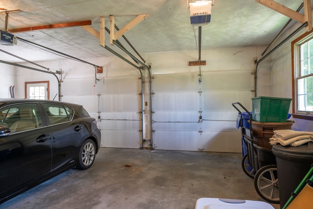 1196 Florence Road Northampton, MA 01062 - Photo 36 of 40