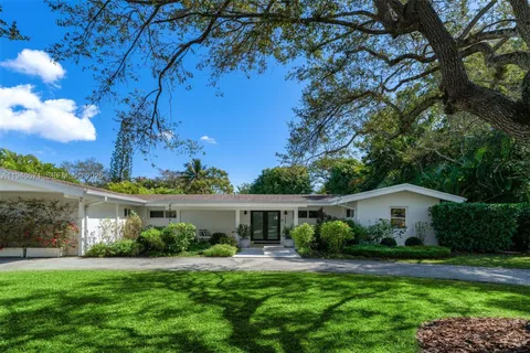 $2,415,000 | 12685 Southwest 81st Avenue, Pinecrest, FL 33156