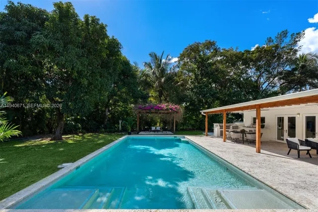 $2,415,000 | 12685 Southwest 81st Avenue, Pinecrest, FL 33156