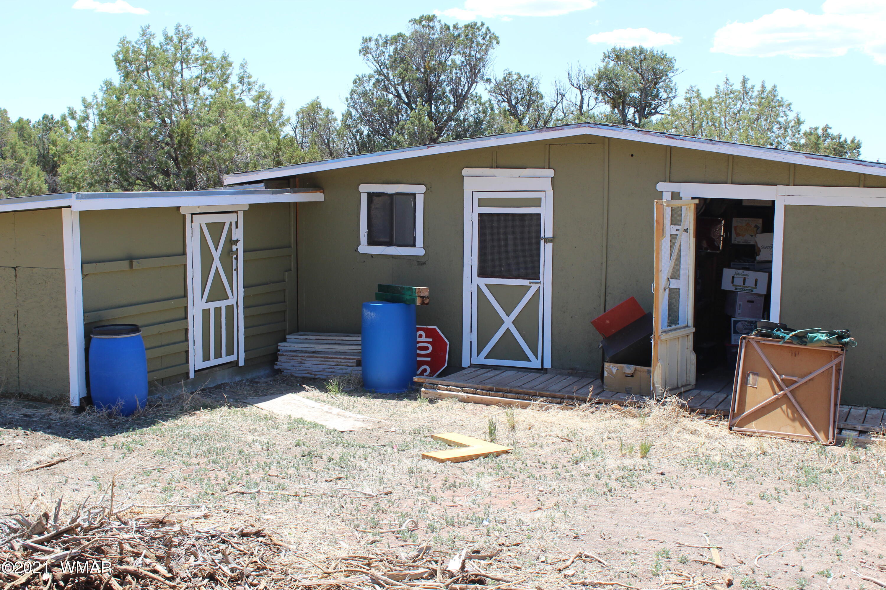 2139 Graphite Road Clay Springs, AZ 85923 - Photo 35 of 40 Gallery Image 35