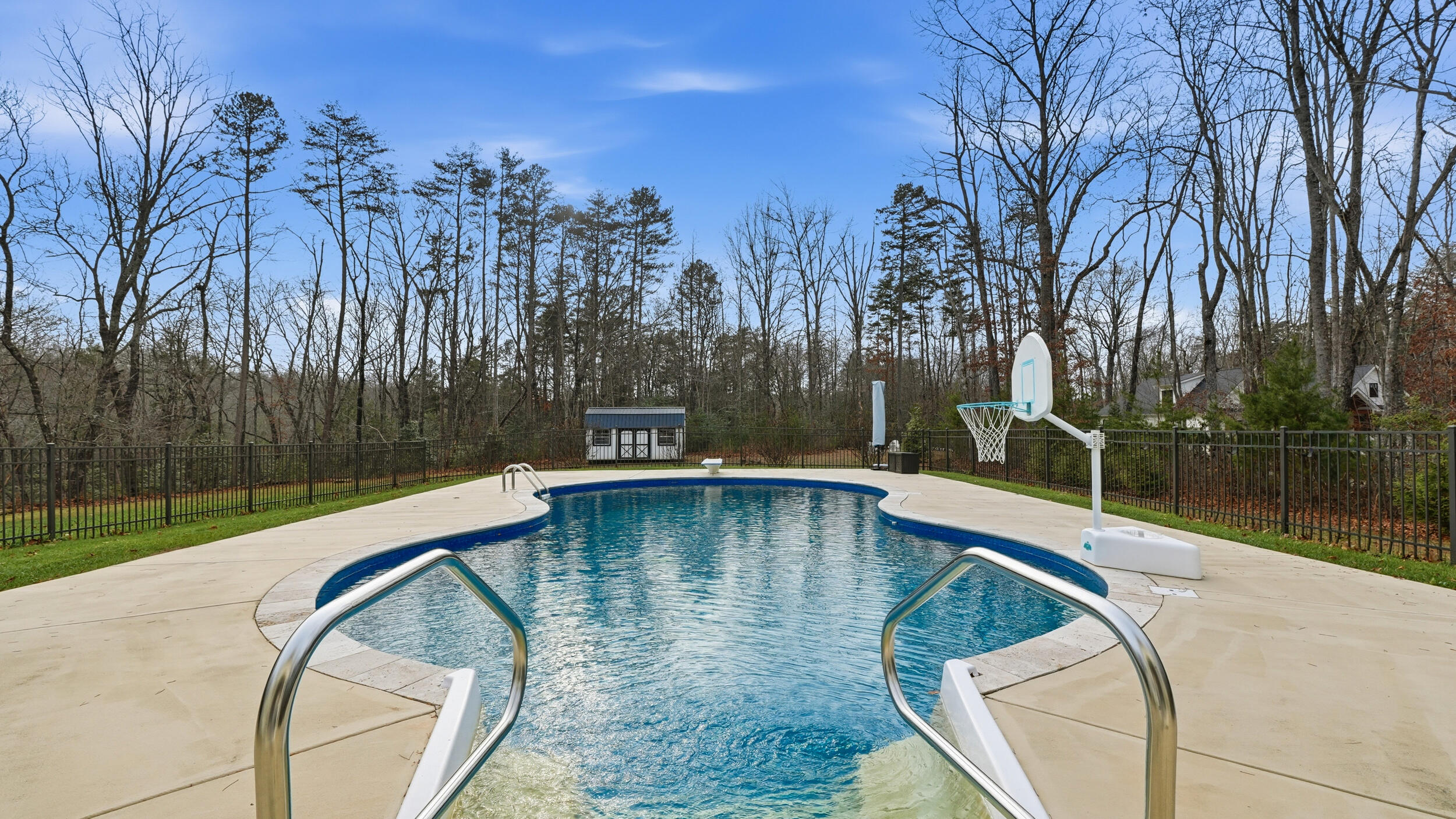 8129 Hixson Springs Road Signal Mountain, TN 37377 - Photo 53 of 61 Pool