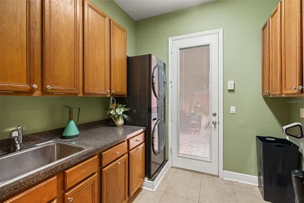 $1,050,000 | 11296 Warm Wind Way, Weeki Wachee, FL 34613