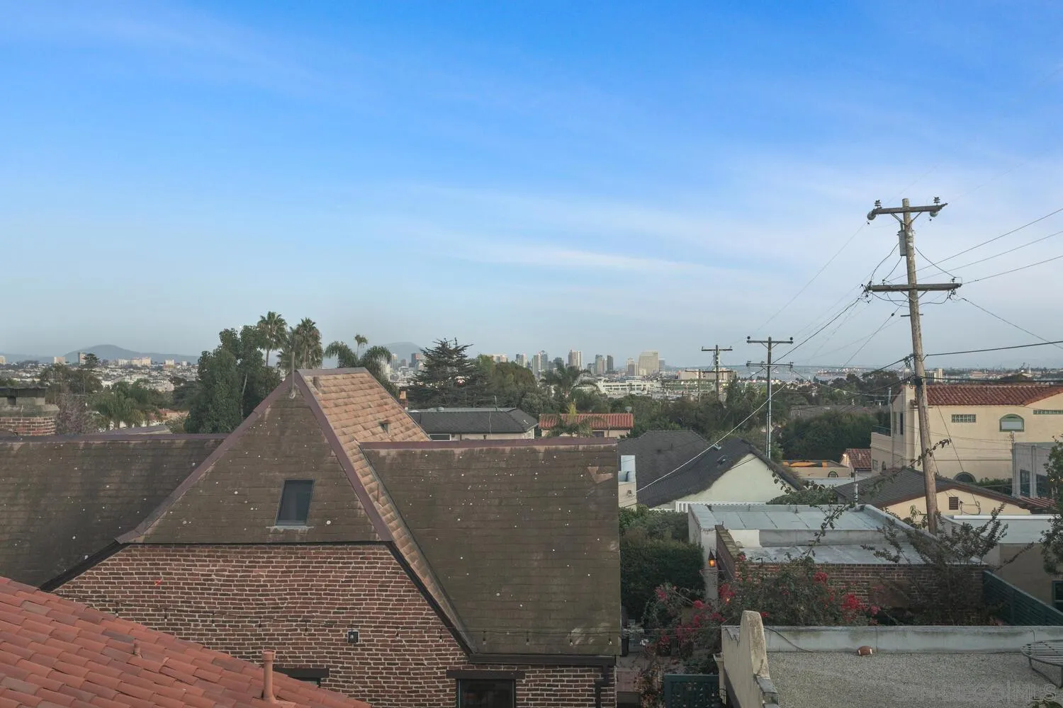 3443 Freeman Street San Diego, CA 92106 - Photo 25 of 35 a view of a city from a terrace