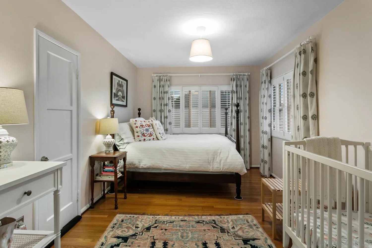 3443 Freeman Street San Diego, CA 92106 - Photo 26 of 35 a bed room with a bed and a window