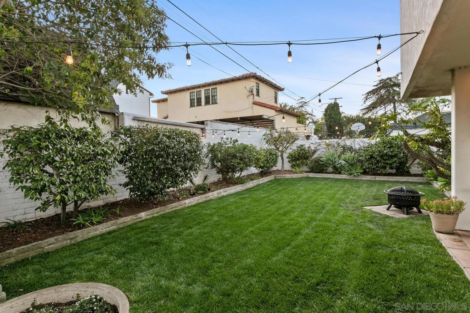 3443 Freeman Street San Diego, CA 92106 - Photo 32 of 35 a house view with a garden space