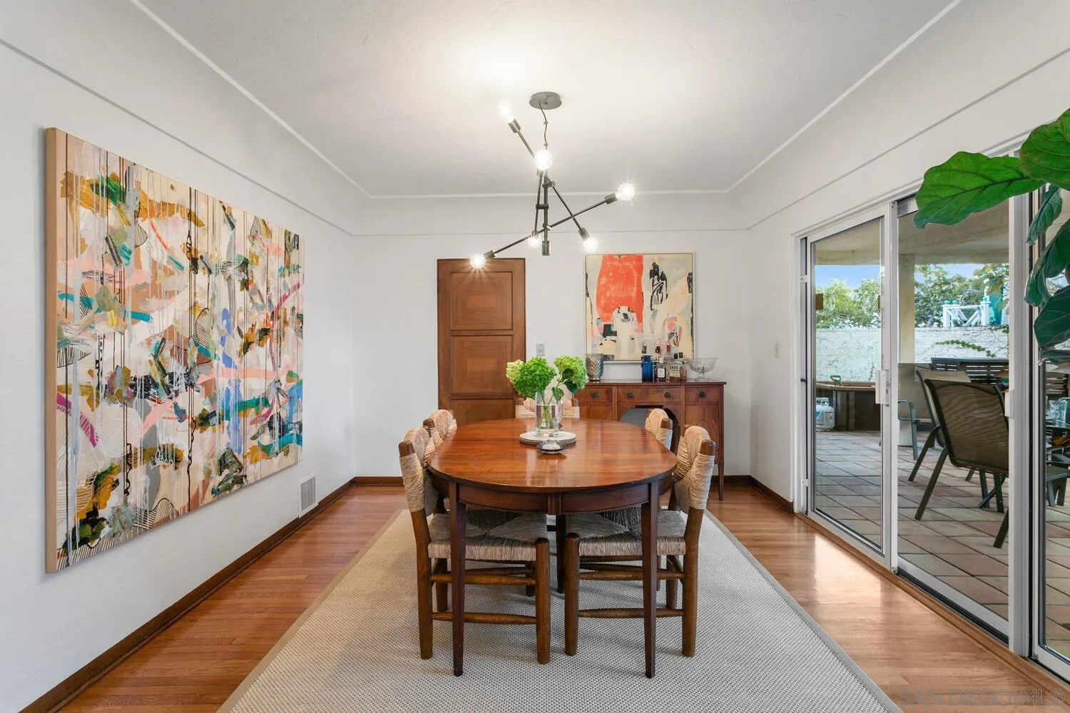 3443 Freeman Street San Diego, CA 92106 - Photo 9 of 35 a dining room with furniture and window