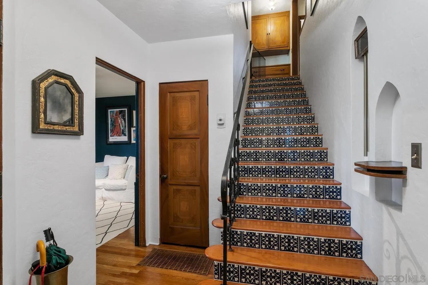 3443 Freeman Street San Diego, CA 92106 - Photo 10 of 35 a view of an entryway with wooden floor