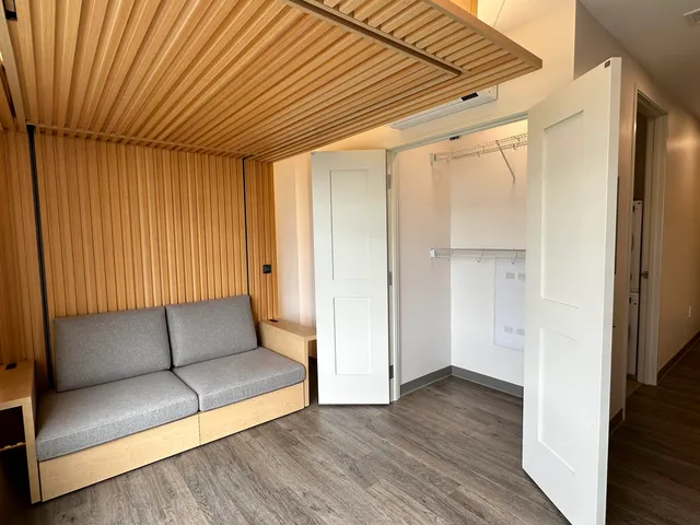 $1,649 | 409 Elm Street, Unit 205, Manchester, NH 03101