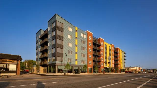 $1,649 | 409 Elm Street, Unit 205, Manchester, NH 03101