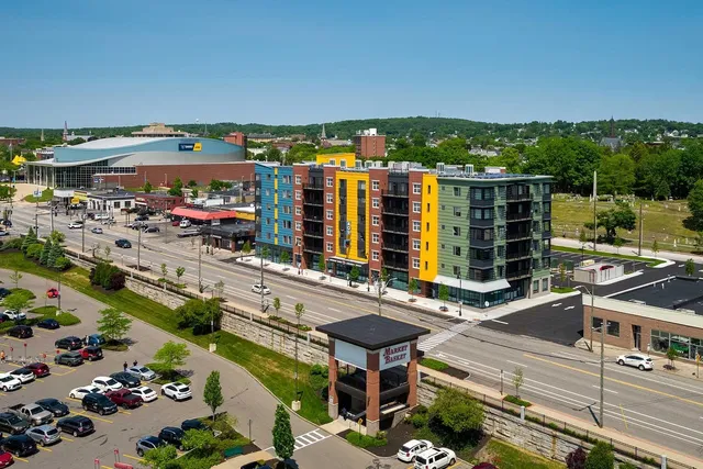 $1,649 | 409 Elm Street, Unit 205, Manchester, NH 03101