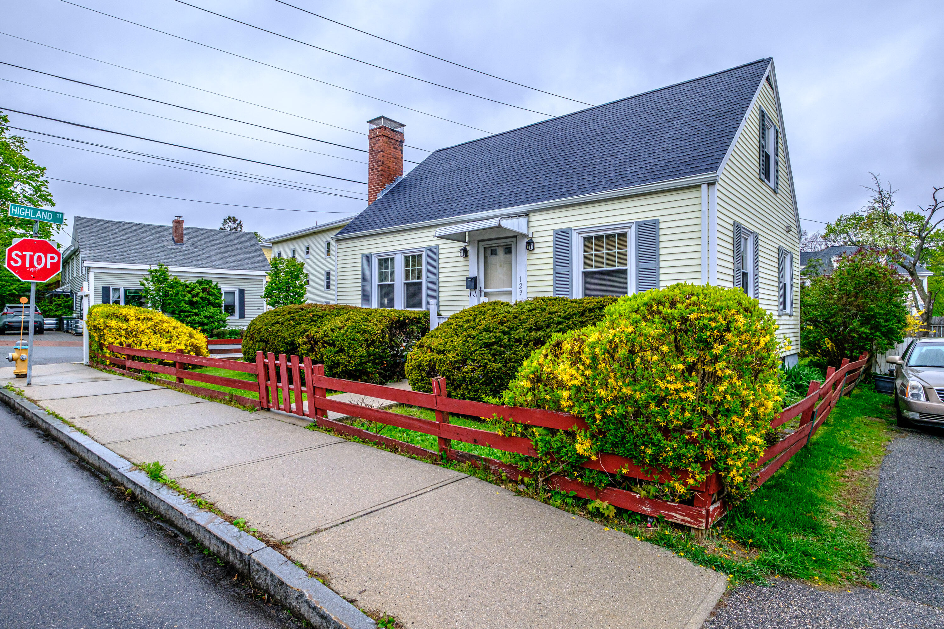 129 Revere Street Portland, ME 04103 - Photo 1 of 56 20260513gp-63020