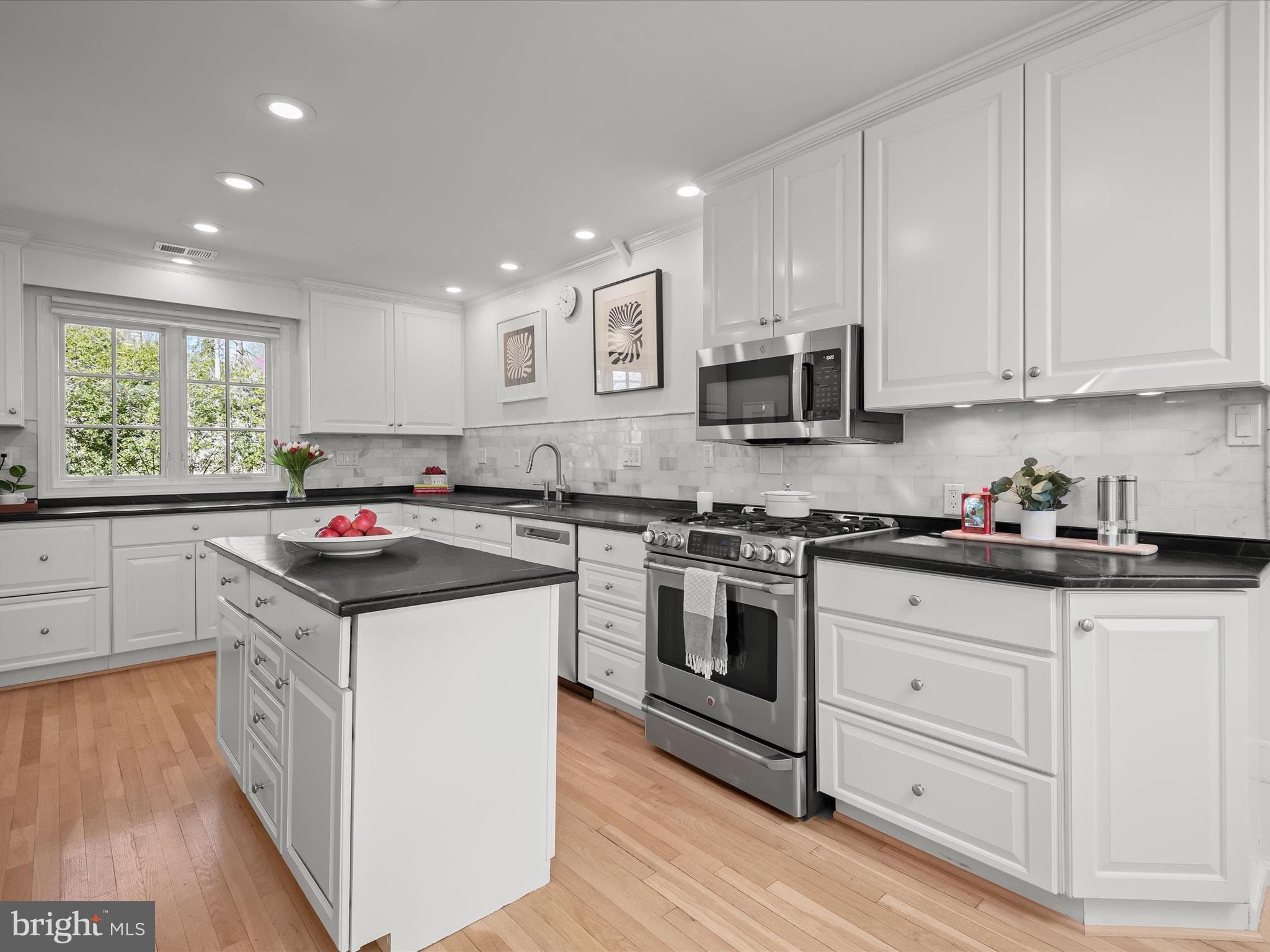 9305 Burning Tree Road Bethesda, MD 20817 - Photo 11 of 67 Renovated Kitchen
