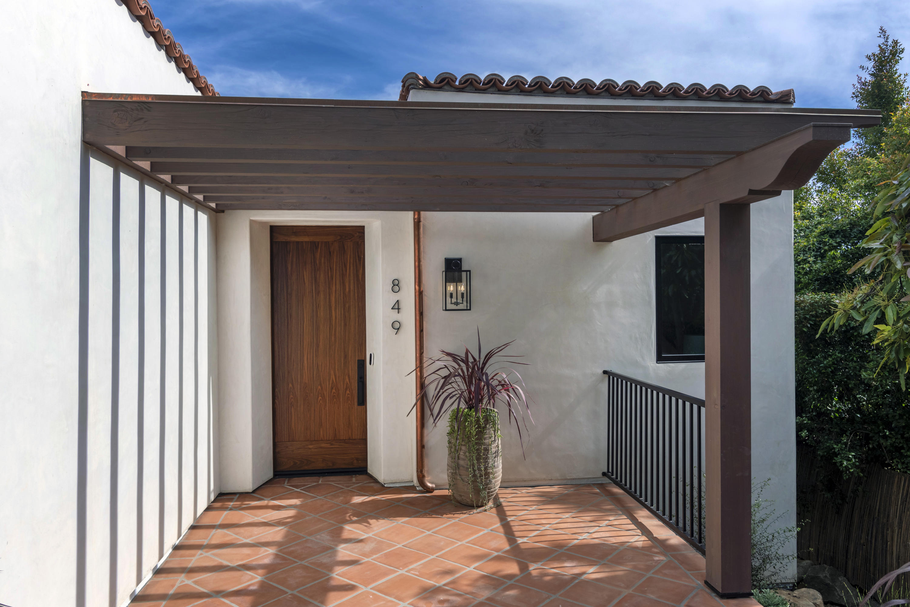 849 Cheltenham Road Santa Barbara, CA 93105 - Photo 3 of 22 C3