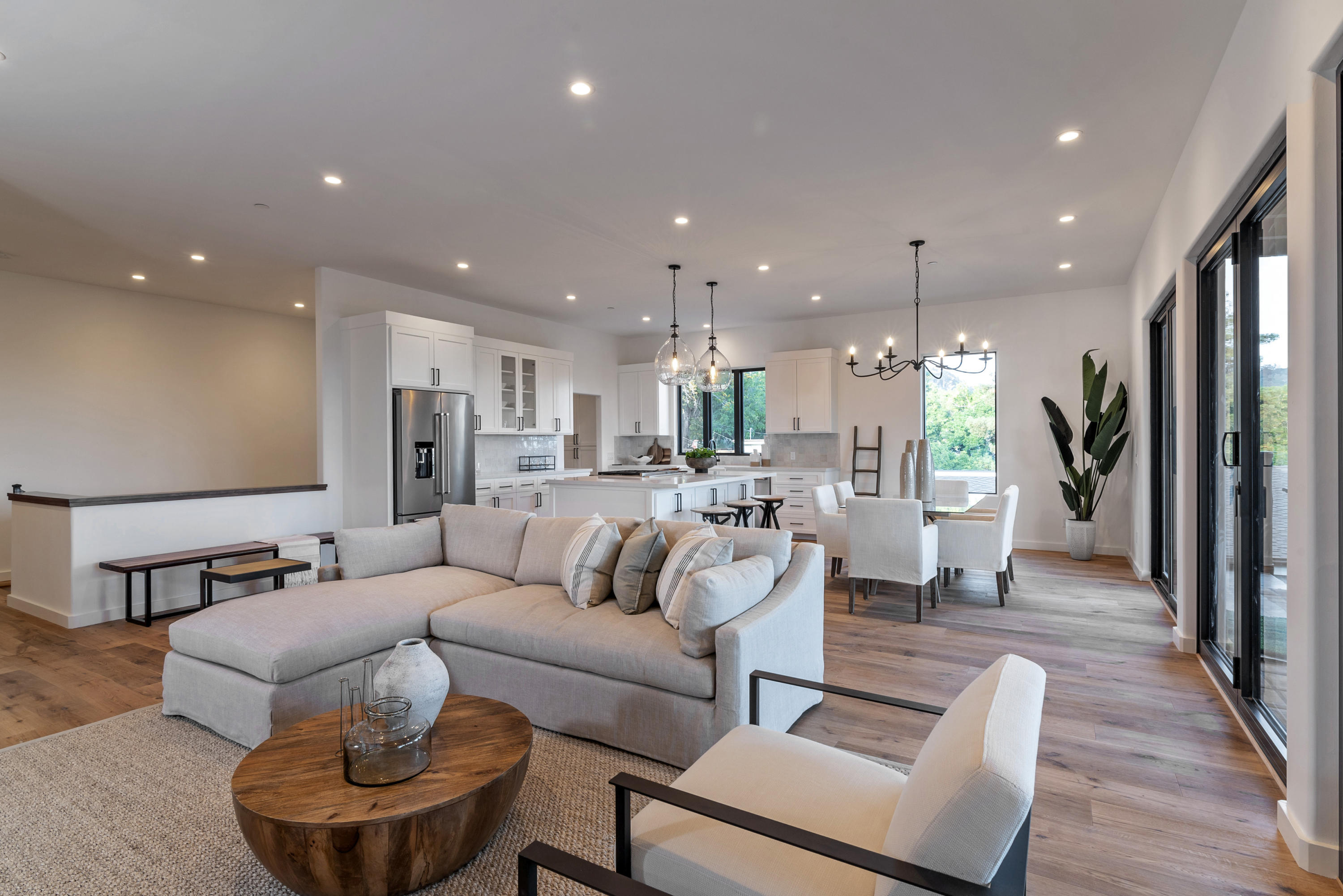 849 Cheltenham Road Santa Barbara, CA 93105 - Photo 5 of 22 C5