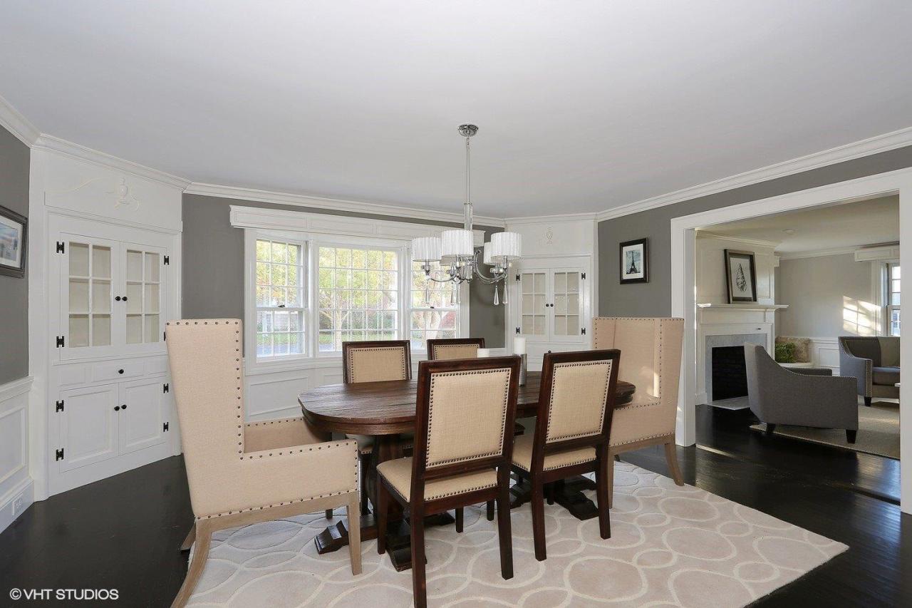 19 Salten Point Road Barnstable, MA 02630 - Photo 5 of 23 a view of a dining room with furniture and window