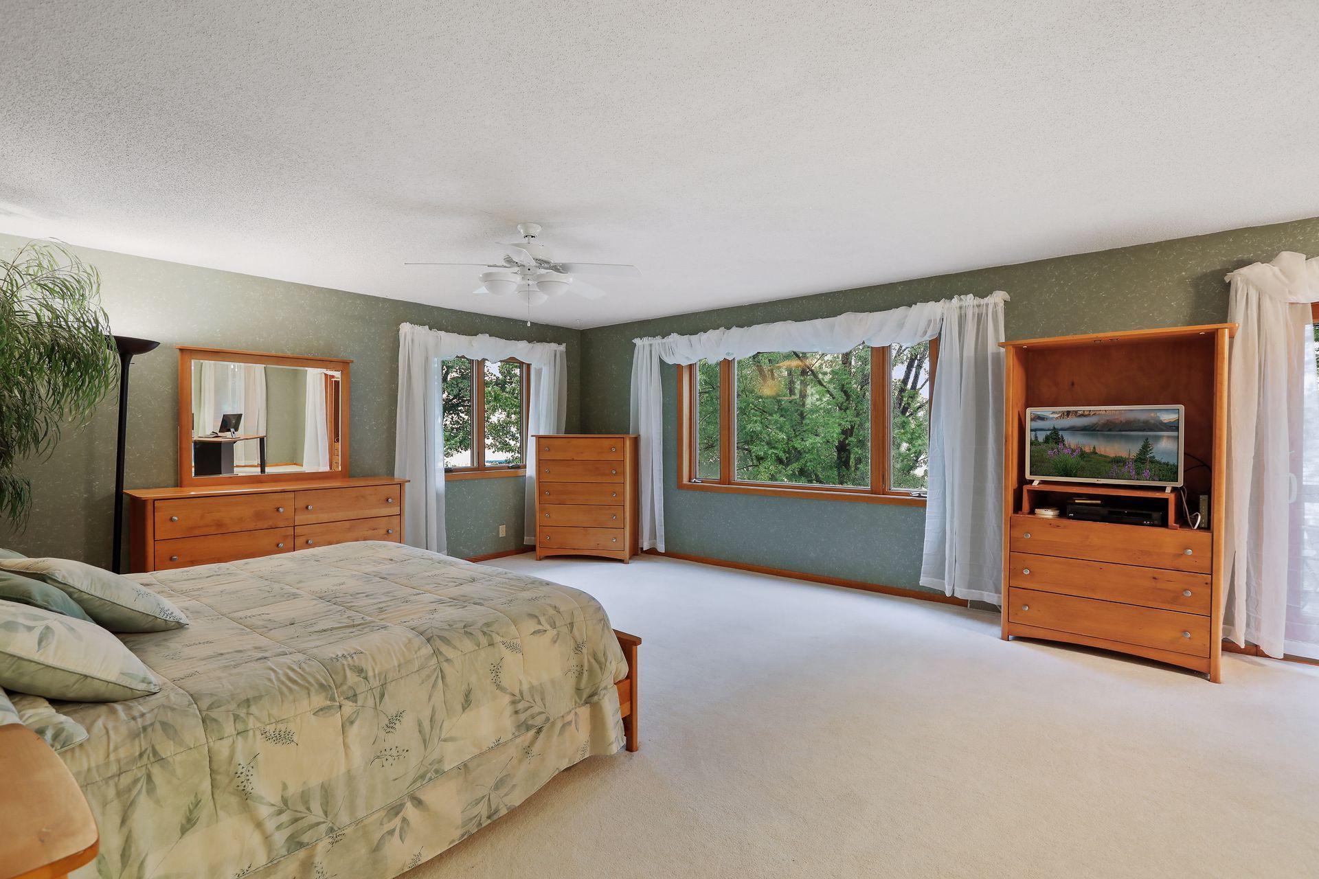 3836 Sunset Drive Spring Park, MN 55384 - Photo 26 of 51