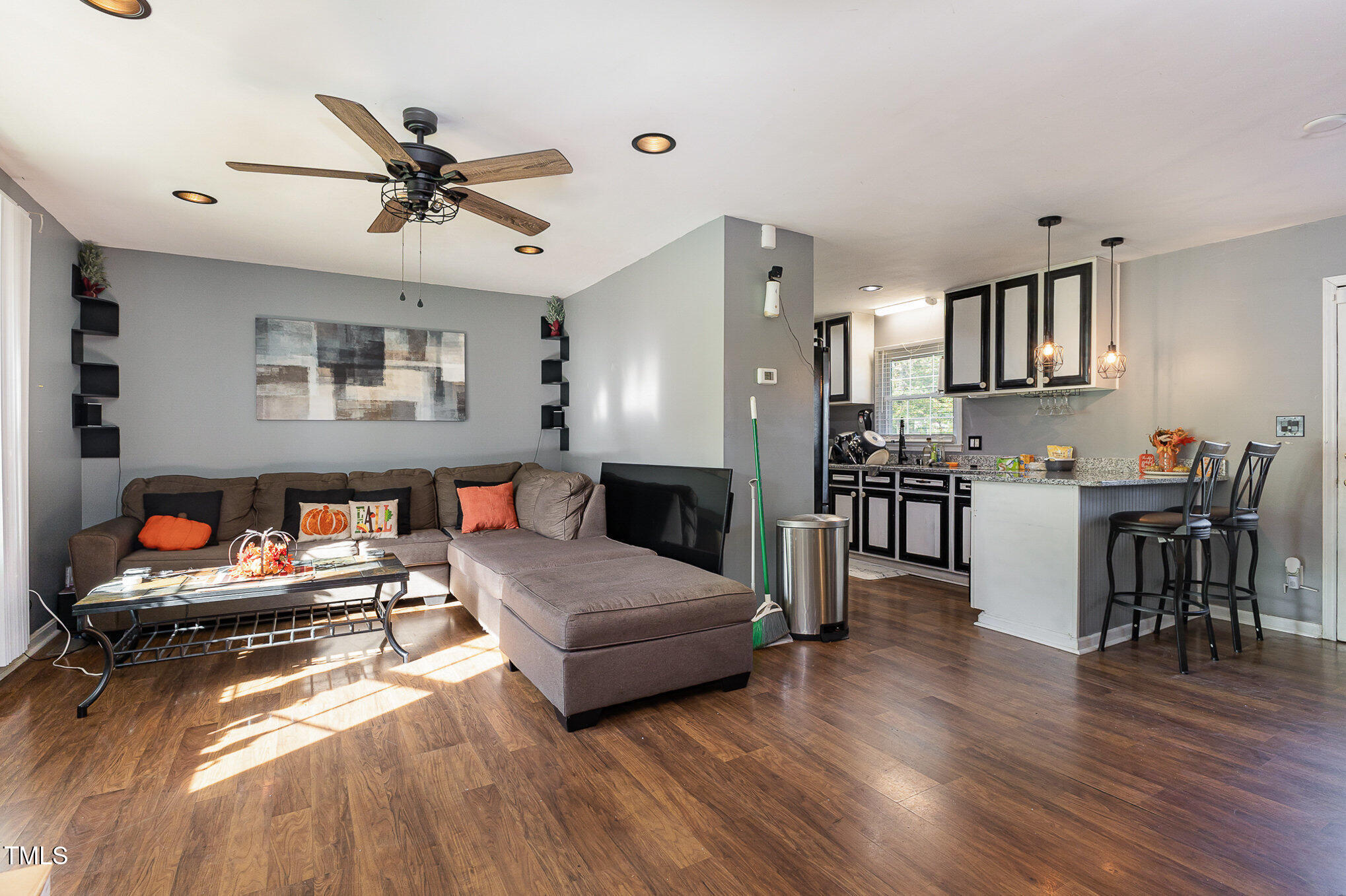 4117 Live Oak Road Raleigh, NC 27604 - Photo 1 of 16 008_file_184