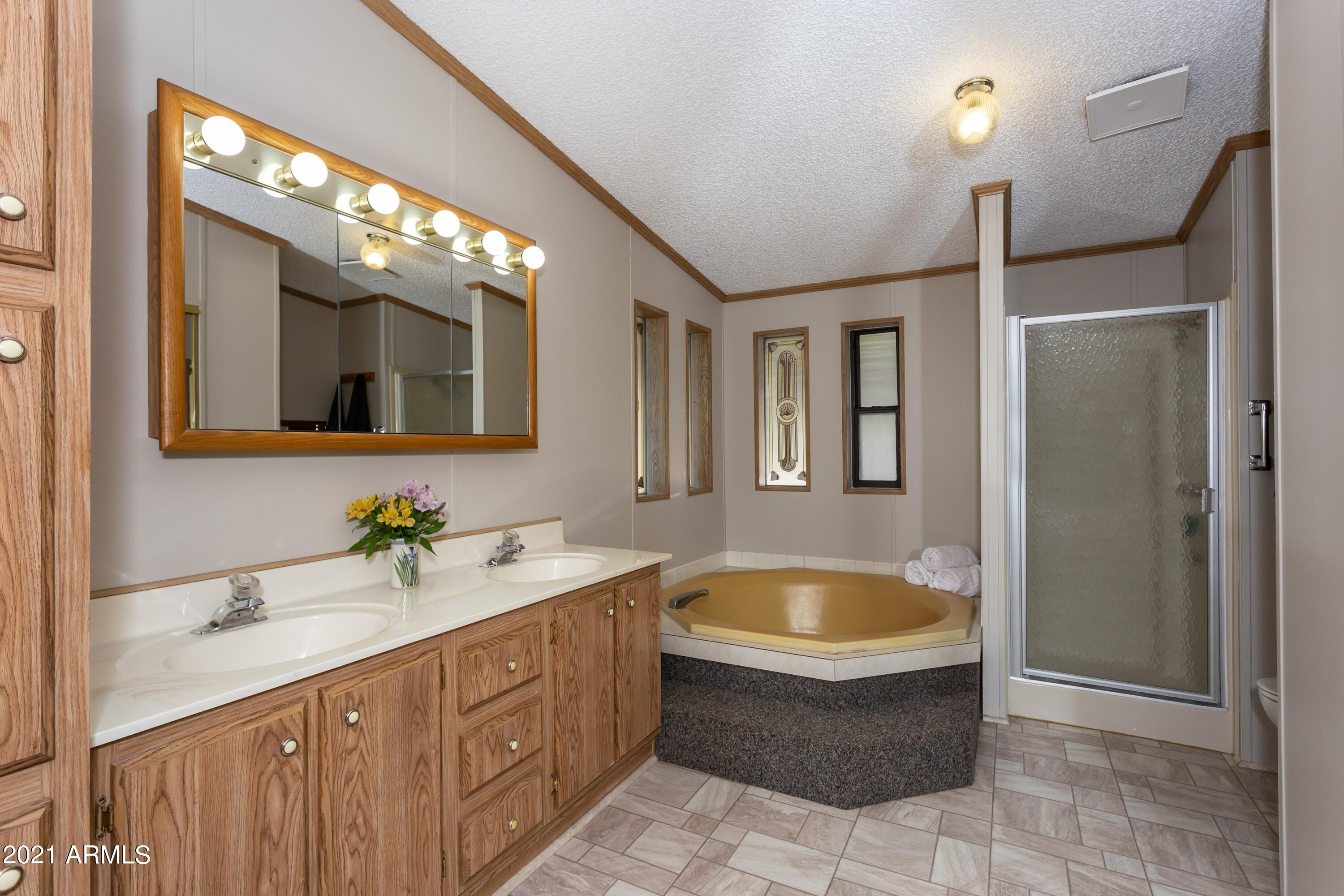 2349 River Trail Road Prescott, AZ 86301 - Photo 12 of 32 012_Principle Bath
