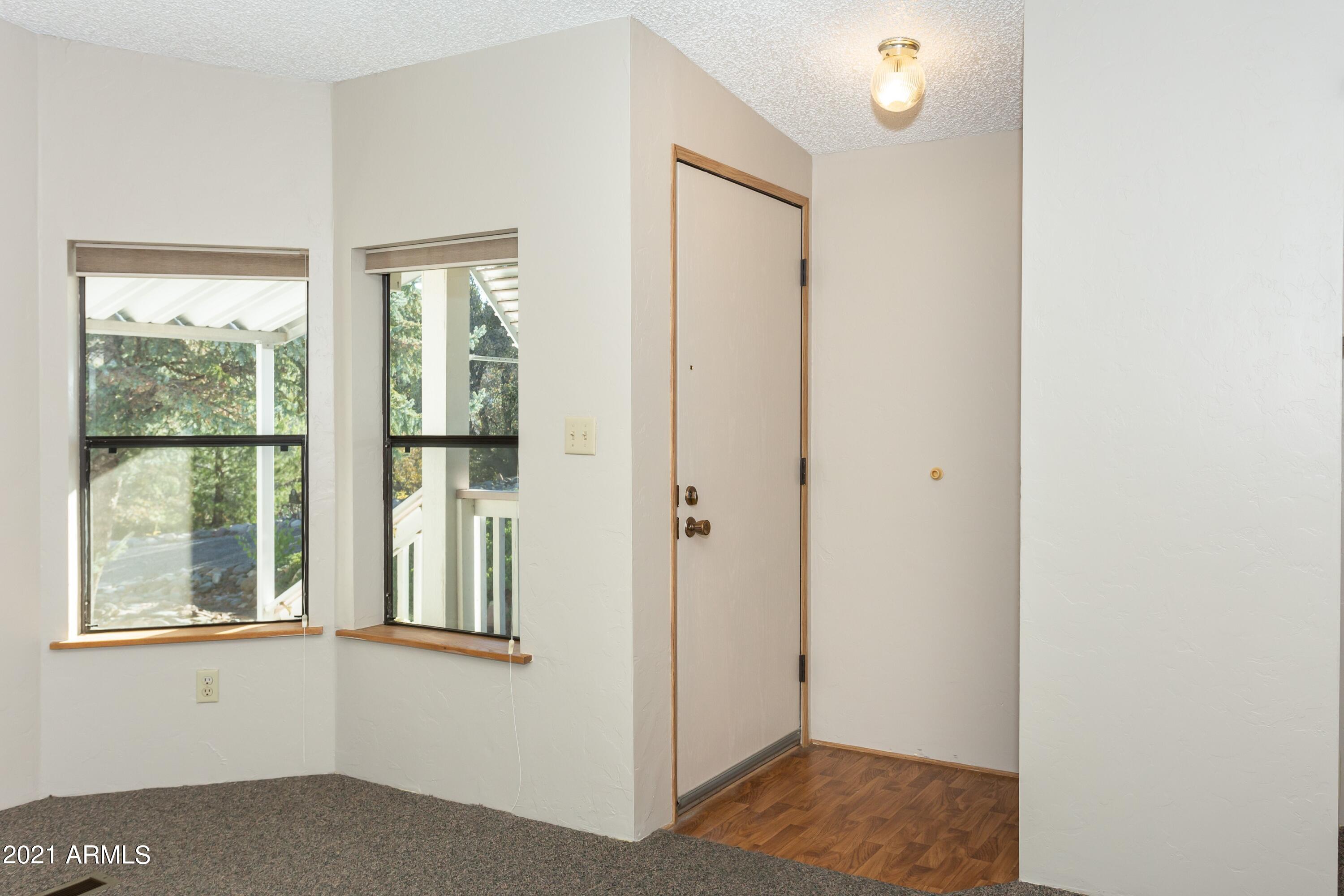 2349 River Trail Road Prescott, AZ 86301 - Photo 2 of 32 002_Foyer