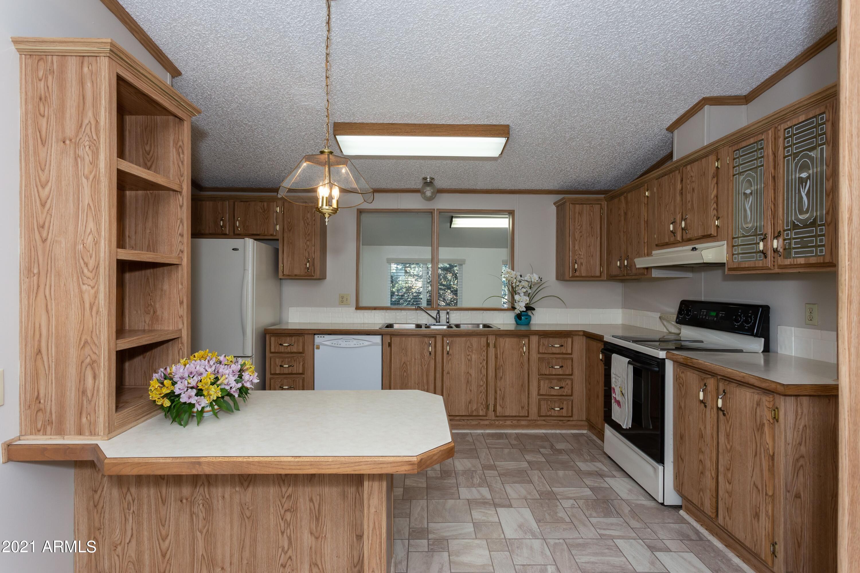 2349 River Trail Road Prescott, AZ 86301 - Photo 7 of 32 007_Fully Equiped Kitchen