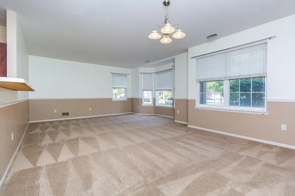 $1,750 | 3839 Norwich Drive, Canton, MI 48188