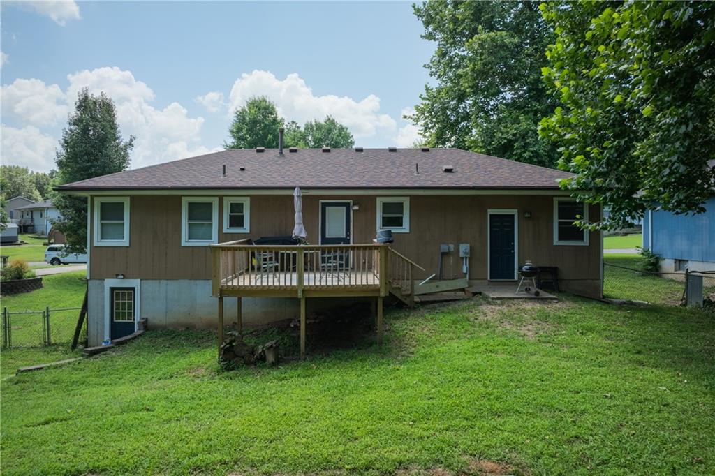 23 Southeast 190 Road Warrensburg, MO 64093 - Photo 7 of 22 Gallery Image 7