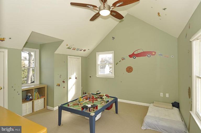 111 Hart Road Gaithersburg, MD 20878 - Photo 11 of 30 Bedroom #2