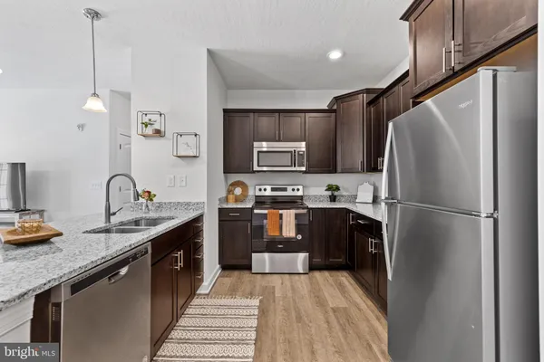 $1,575 | 3020 Larkwood Circle, Unit 204, Harrisburg, PA 17110