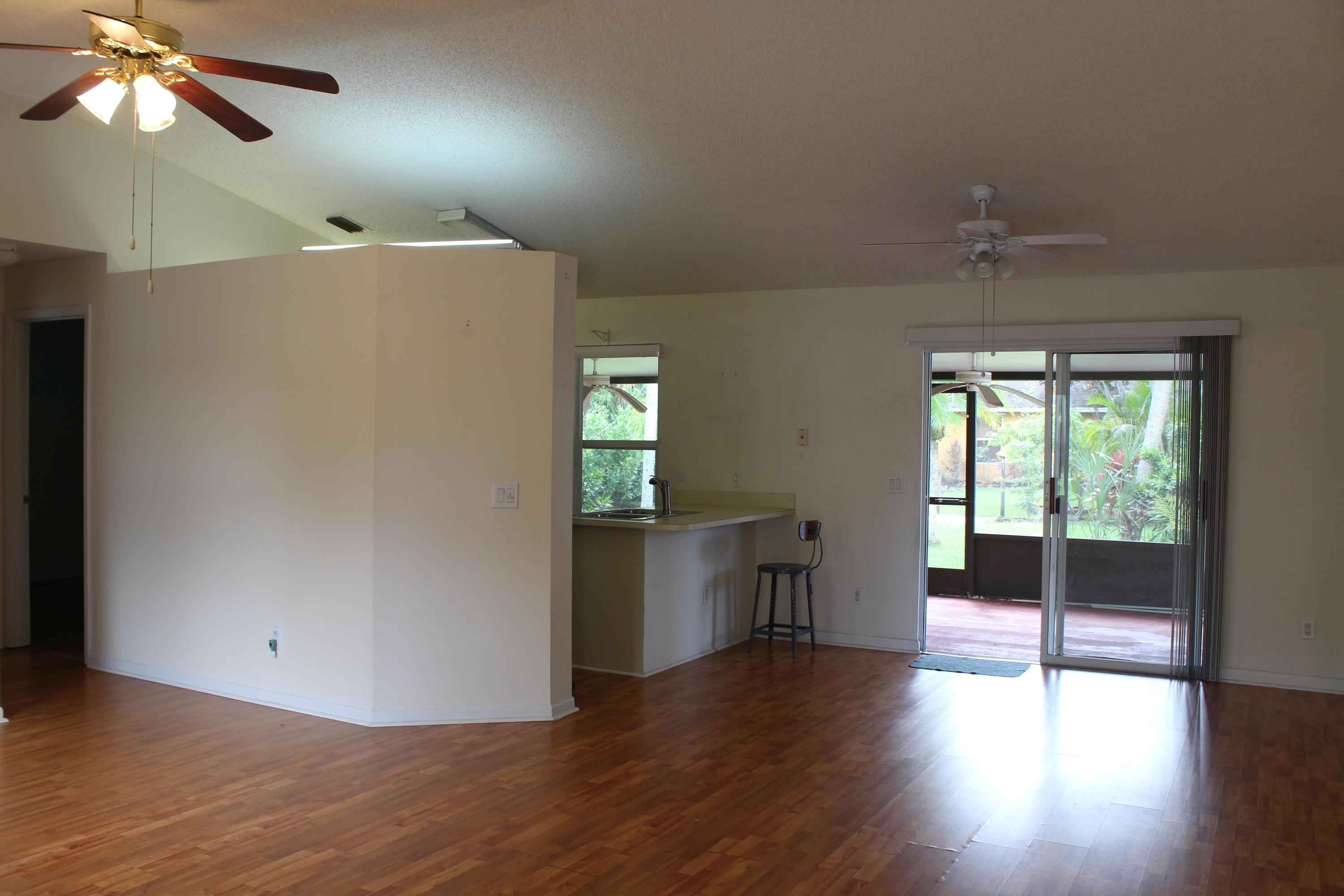 1302 Southwest Porter Road Port St. Lucie, FL 34953 - Photo 4 of 14 IMG_0809